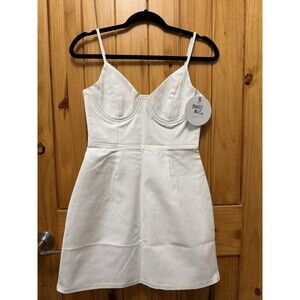 Princess Polly Novella Mini Dress Cotton White Size 6 Night Out Date Night Dress